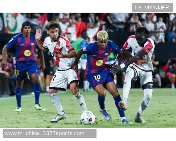 艾斯宾奴主场迎战巴塞罗那双方争夺西甲积分榜关键战役