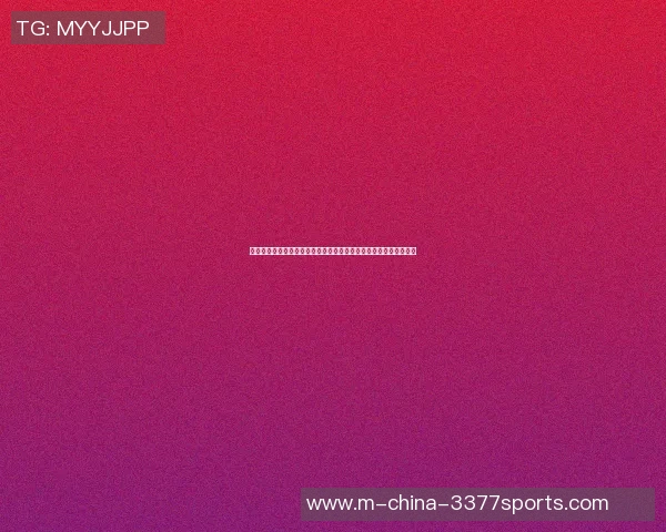 篮球明星男孩的时尚礼服搭配与风格展示，尽显青春活力与个性魅力
